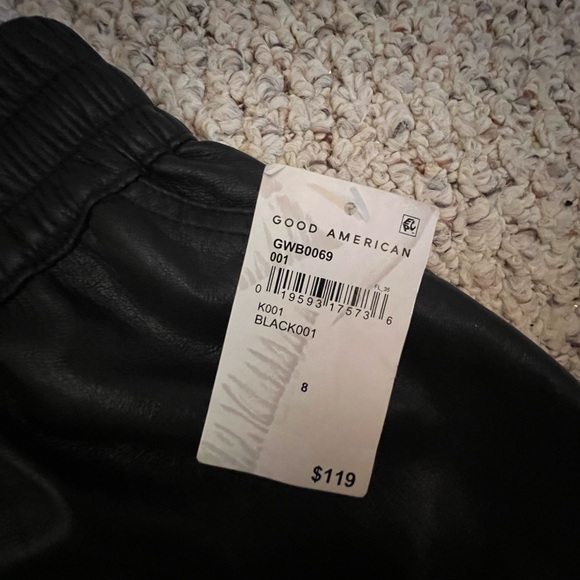 Good American Black Better Than Leather Shorts - Picture 6 of 6